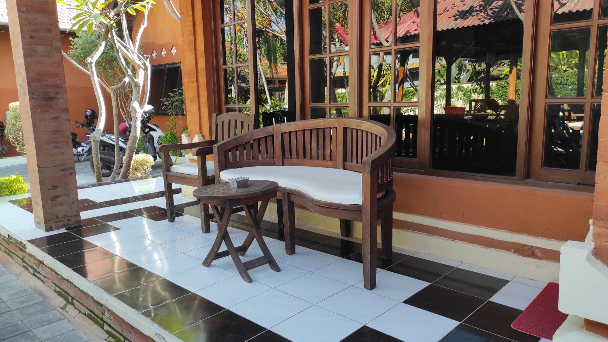 Keyani Bungalows Lovina Exteriér fotografie