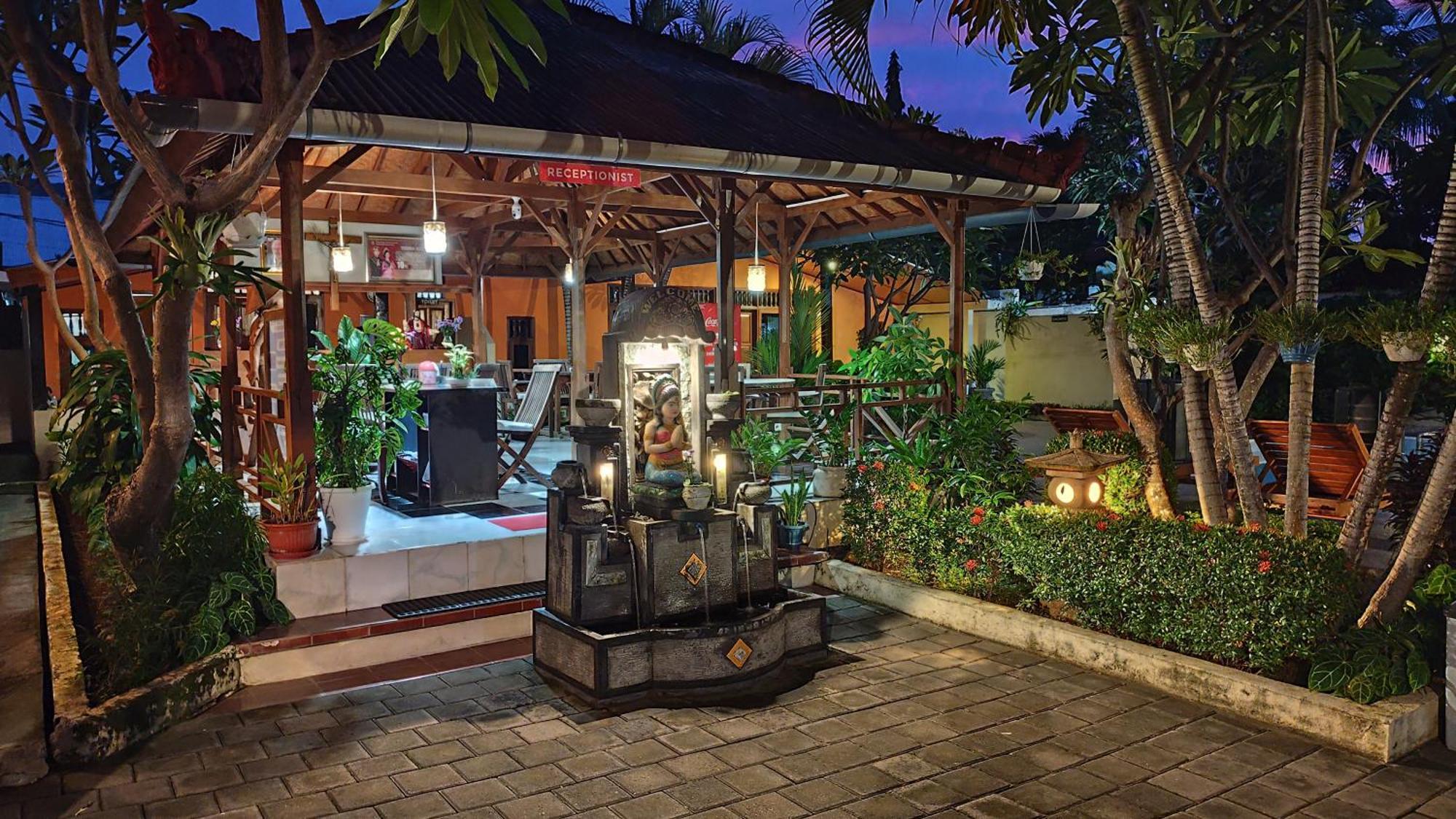 Keyani Bungalows Lovina Exteriér fotografie